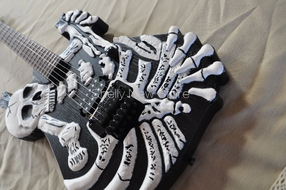 スカルデザイン エレキギター ブラック シェリーニューストアカスタムブラックスカルボーン刻まれた