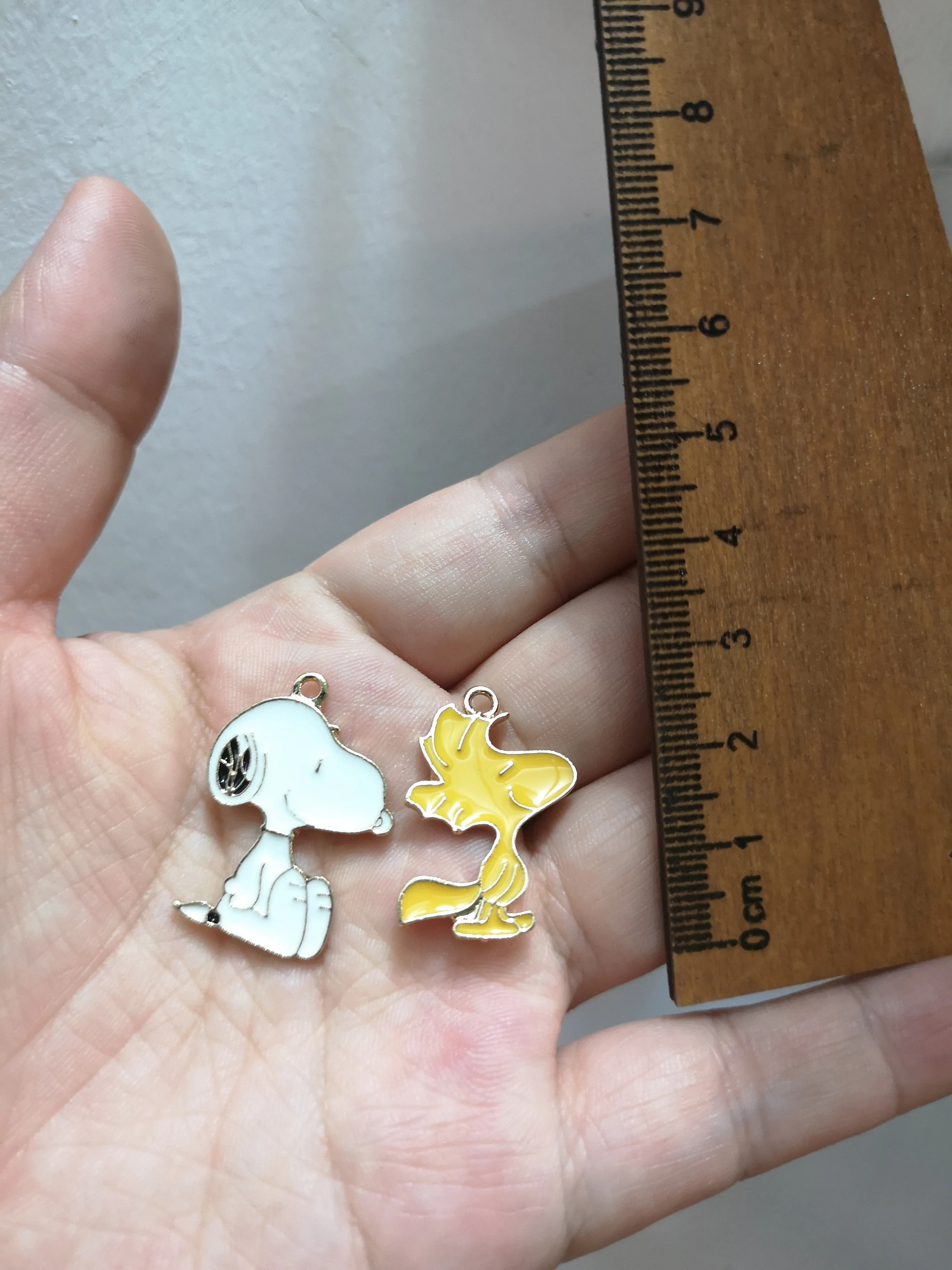 

Lot New 50pcs Japanese anime peanut dogs Necklace earrings Key chain Metal Charm Pendants DIY Jewelry Making party gifts
