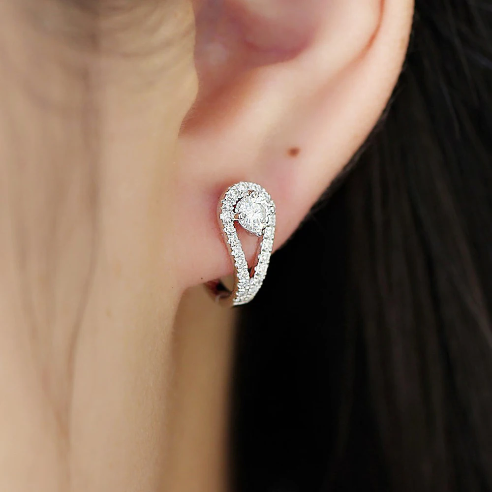 Серьги кольца женские из серебра 925 пробы с цветным муассанитом CTW 5
