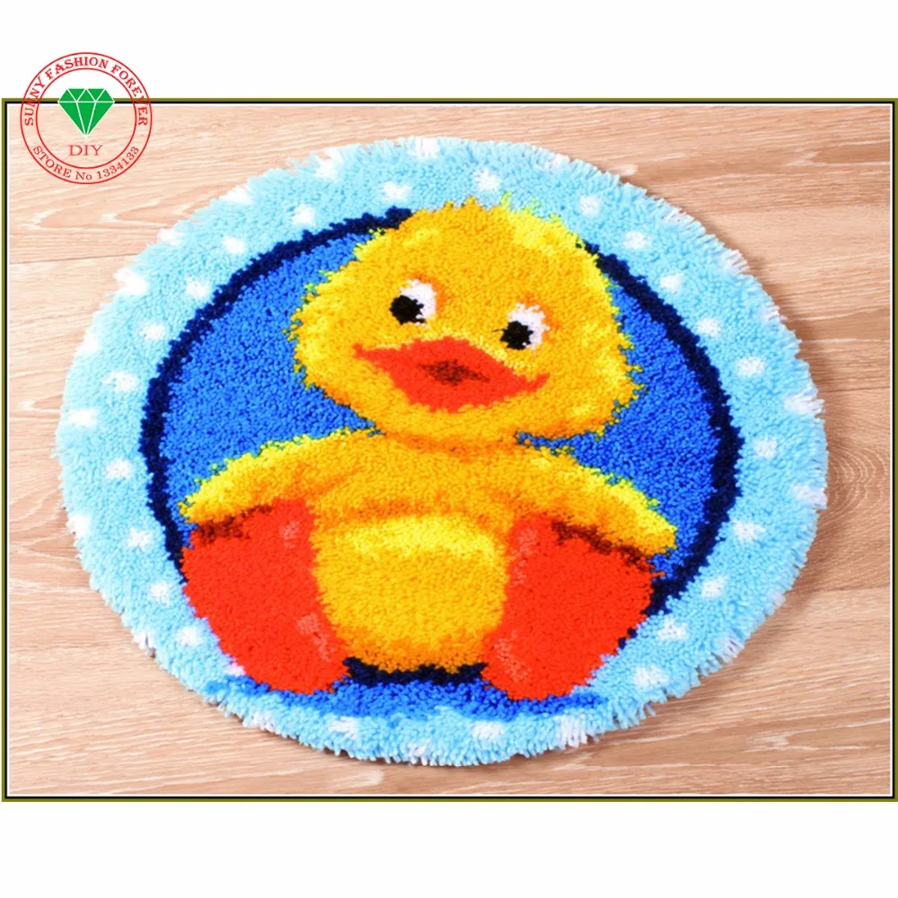 

2015 Hook Rug Kit DIY Mat Needlework Kit Unfinished Crocheting Rug Yarn Cushion Little Duck Embroidery Carpet Free Shipping