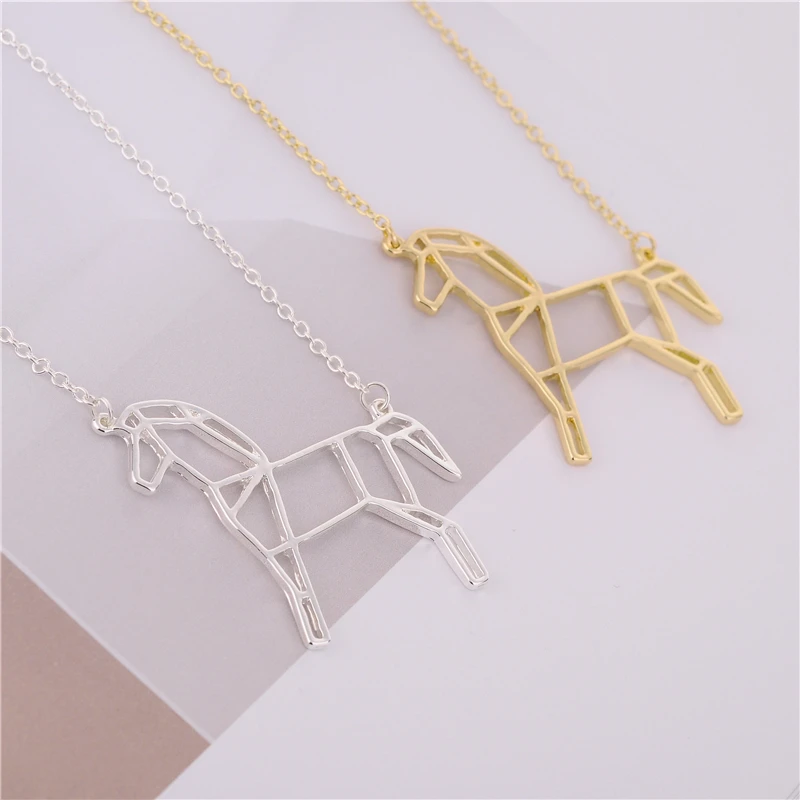 

10pcs/lot Newest Unique Origami Horse Animal Necklace Hollow Pegasus Geometric Origami Horse Jewelry For Animal Lovers Gift