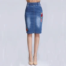 Для женщин сексуальная джинсовая юбка с эластичной резинкой на талии юбка с цветочной вышивкой Женские Высокая Талия юбки-карандаш до колена офисные Джинсы Юбки MT2680