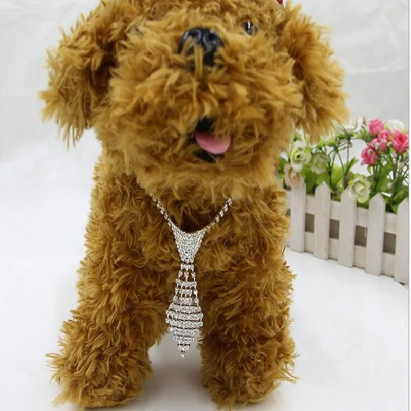 

Crystal Dog Collar Alloy Diamond Puppy Pet Shiny Full Rhinestone Soft MaterialCollars for Pet Supplies Adjustable