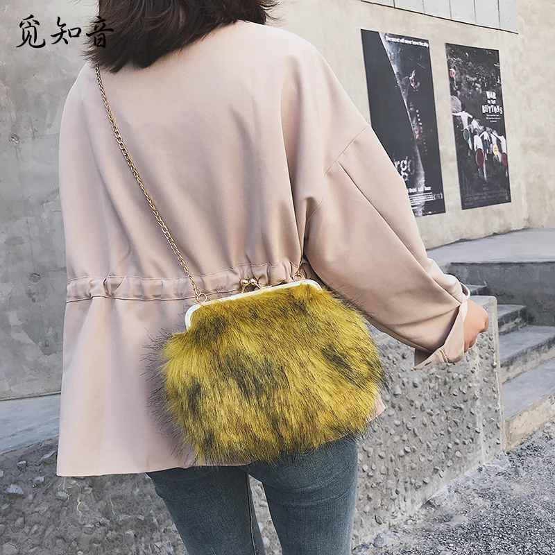 

Winter Style Bag Metal Clip Buckle Portable Plush Bag Female Women's Shoulder Bag Multiple Colors Bolsa Hot