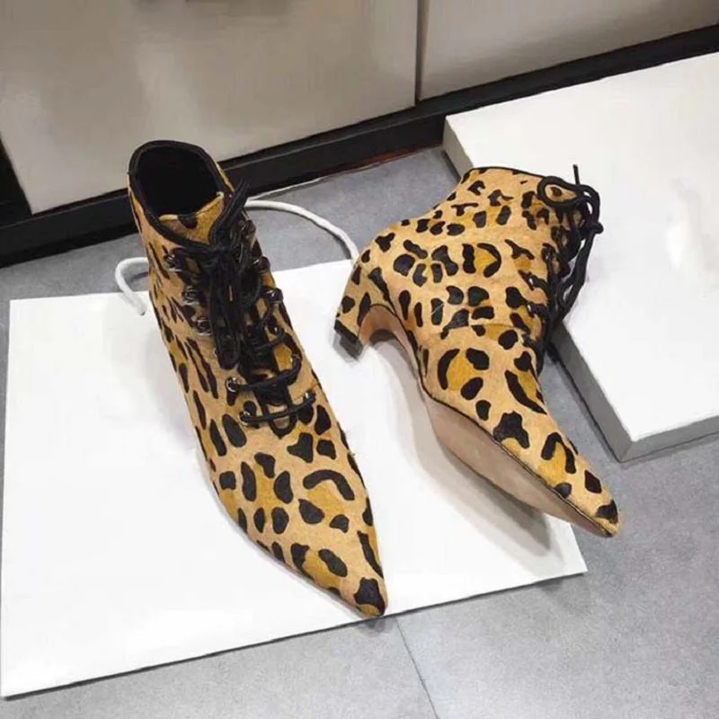 

2019 autumn and winter new fine with leather with horse hair leather lace with pointed female boots children's shoes