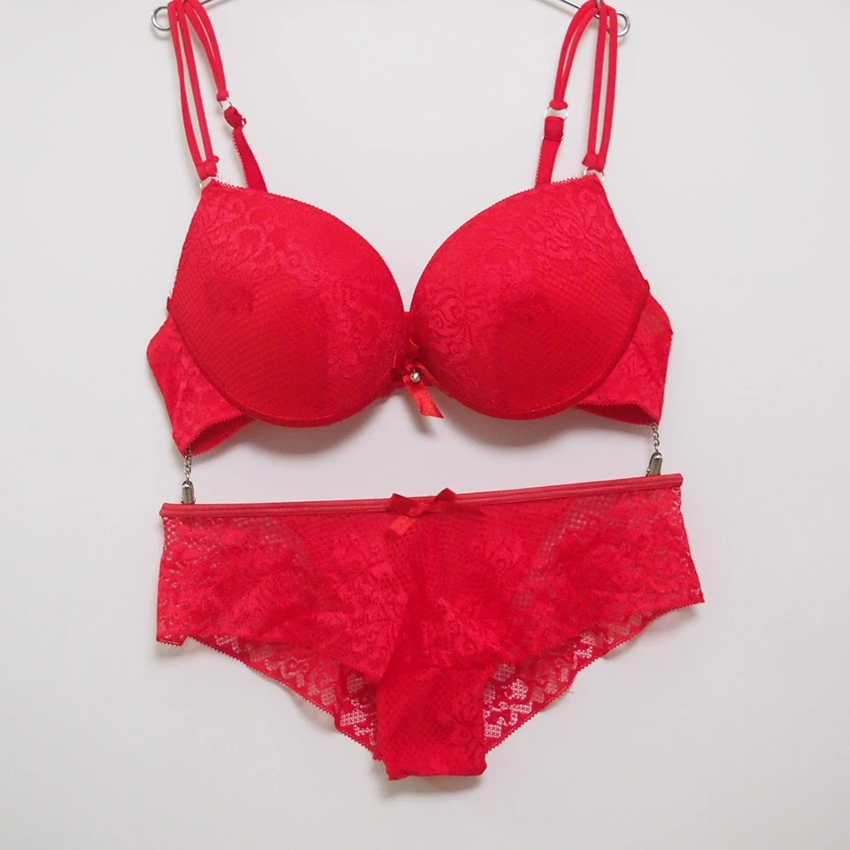 underwear sets sale The new European and American lace sexy bra underwear sets fashion bra embroidery sets sheer bra and panty sets