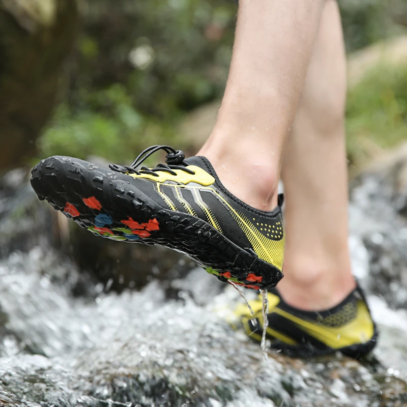 

Men Women Beach Camping Shoes Breathable waterproof Seaside Beach Barefoot Sneakers Light Athletic Footwear Swimming Water Shoes