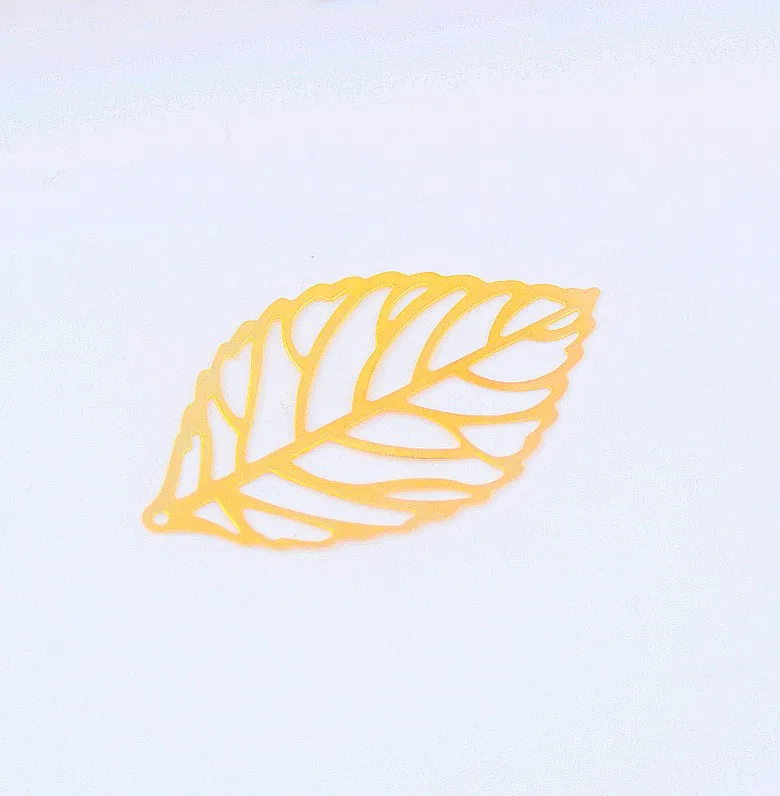 

Free shipping-50Pcs Gold Tone Filigree Leaf Findings Connector Metal Crafts Decoration DIY Pendants 26x44mm J0065