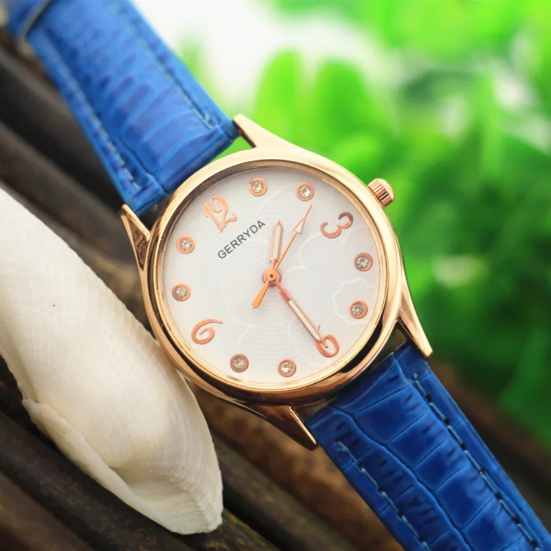 

Free Shipping!Gold plate small round case,simple dial,quartz movement,Gerryda fashion woman lady leather watch,Promotion price!