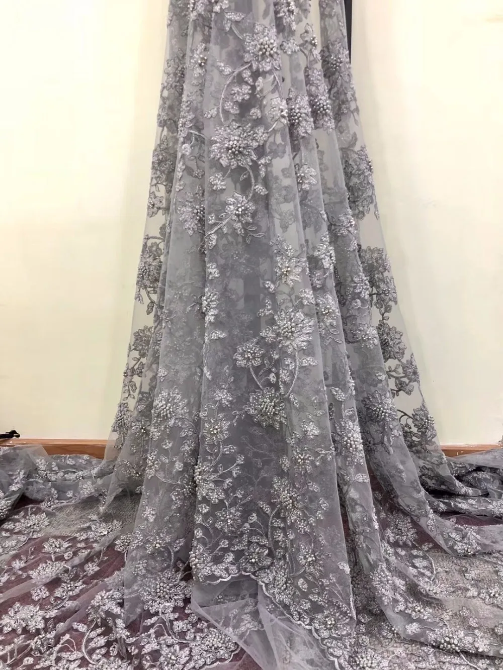 

Latest French net lace fabric 3D flower African tulle mesh lace fabric with beaded high quality african lace fabric ZLN32