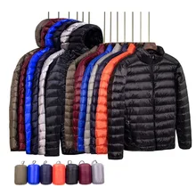 Nueva chaqueta ligera para Otoño e Invierno de moda para hombre, Chaqueta corta con capucha de gran tamaño ultrafina y ligera para jóvenes, chaquetas de plumón ajustadas