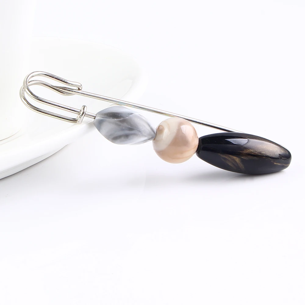 

Personality Classic Women Brooch Beads Colorful Suit Pin Crystal Brooches Clothes Accessories Jewelry Lapel Pins Gift Jewelry