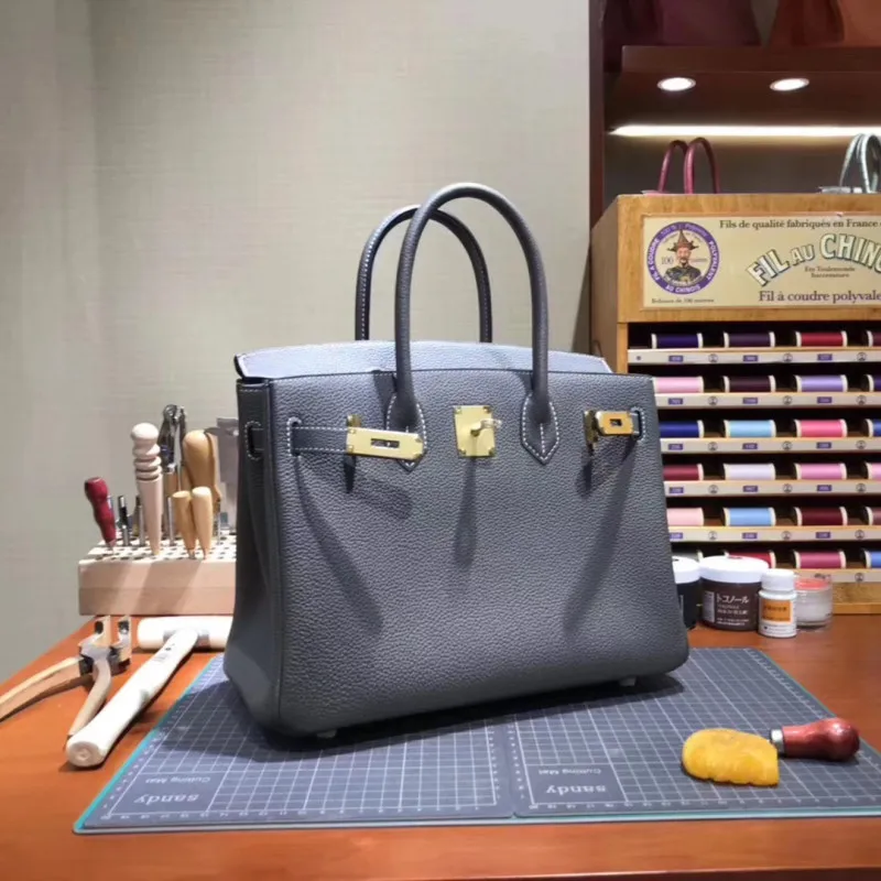

2019041815 2019 genuine leather luxury handbags women bag runway desigin female Europe brand top quality free shipping of dhl