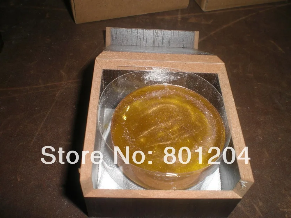 

6 PCs of High Quality Rosin for Bows, Quality rosin 8001#
