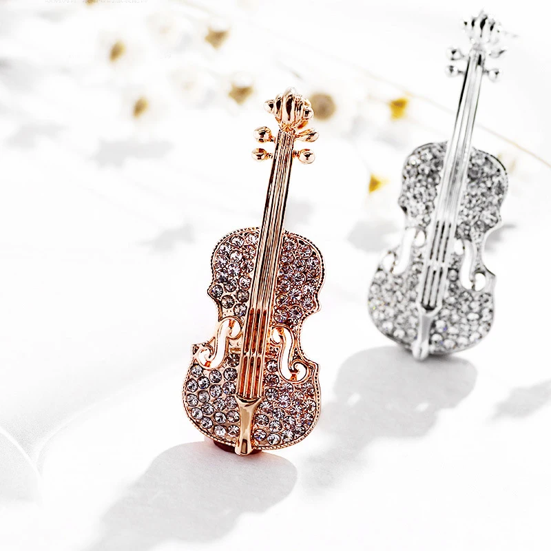 Сувенир для свадебной вечеринки персонализированные подарки для гостей брошь в виде скрипки заколки кристаллы Love с лацканами горный