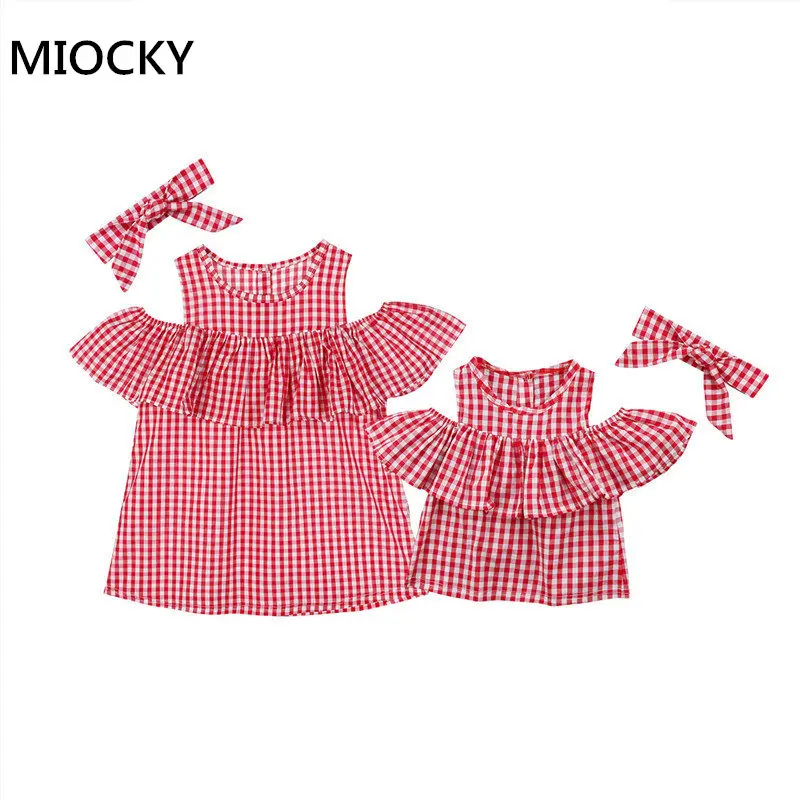 

2018 Mother And Daughter Matched Off Shoulder Women Blouse Tops Toddler Plaid Baby Ruffle Summer Bow Headwear Casual Clothes