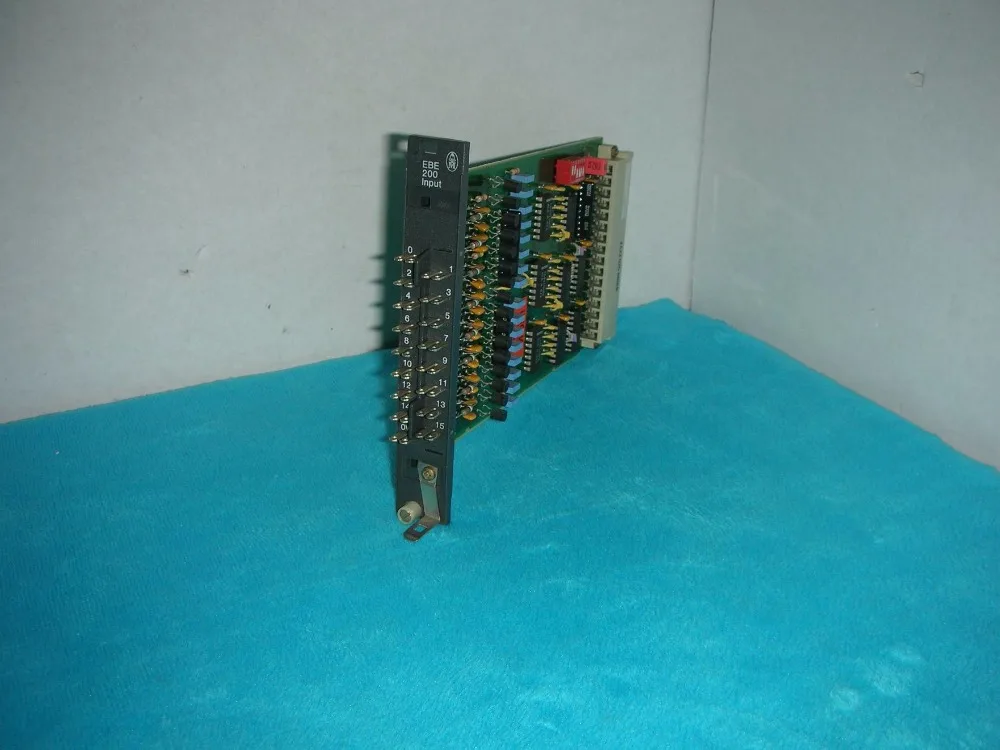 1 шт. используется KLOCKNER MOELLER EBE-200 EBE200