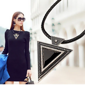 

Hot Vintage Big Trilateral Black Triangle Necklace Female's Sweater Retro Pendant Necklace Accessory Gifts