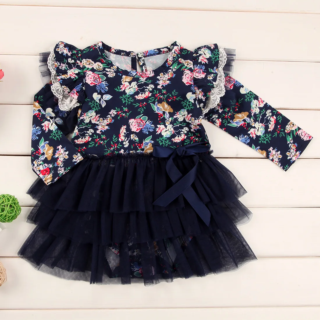 Платья для маленьких девочек; комбинезоны с длинными рукавами и цветочным принтом для новорожденных; Комбинезон для маленьких девочек; платье-пачка; детская одежда