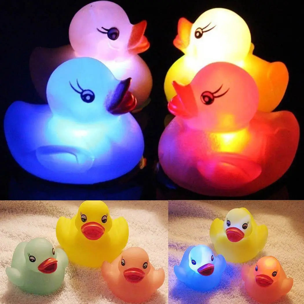 Индукционная Rubber Duck Ванна проблесковый маячок игрушка авто Цвет Изменение Детские Ванная комната игрушки многоцветные светодио дный