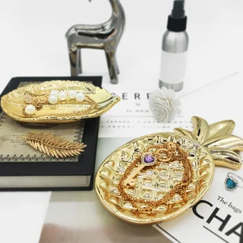 

Decorative Gold Leaf Ceramic Plate Dish Porcelain Candy Trinket Dish Jewelry Fruit Serving Tray Storage Plate Crockery Tableware