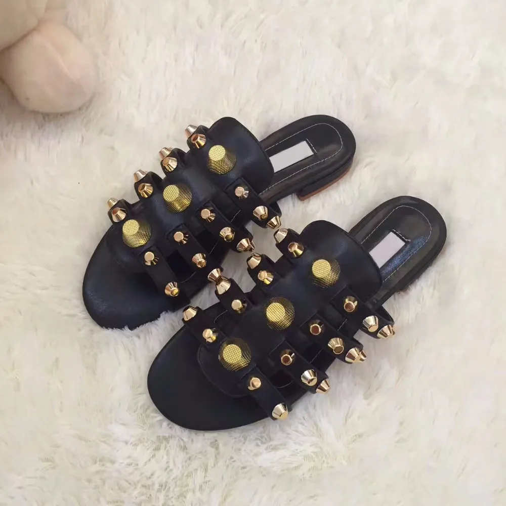 

2017 New Arrival Party Beach Dress Shoes Women High Quality Flat Slides Rivets Embellished Sandals Wholesale Drop Shipping