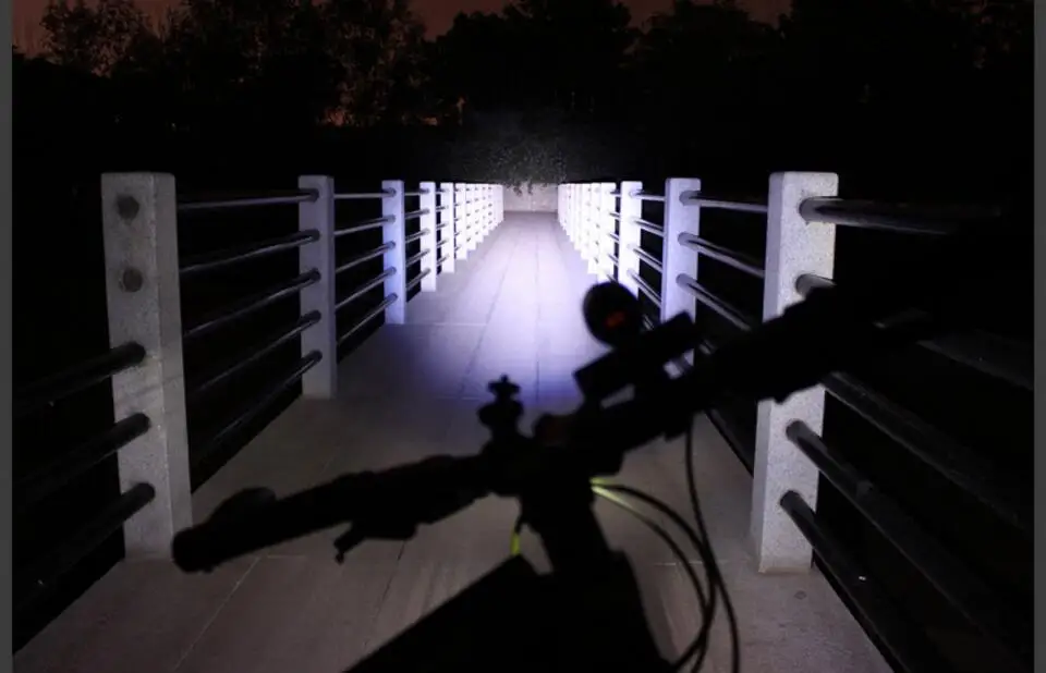 Top bike light bicycle front headlights T6 night riding light flashlight mountain bike USB rechargeable headlight glare F1243YQ 8 Top bike light bicycle front headlights T6 night riding light flashlight mountain bike USB rechargeable headlight glare F1243YQ 8