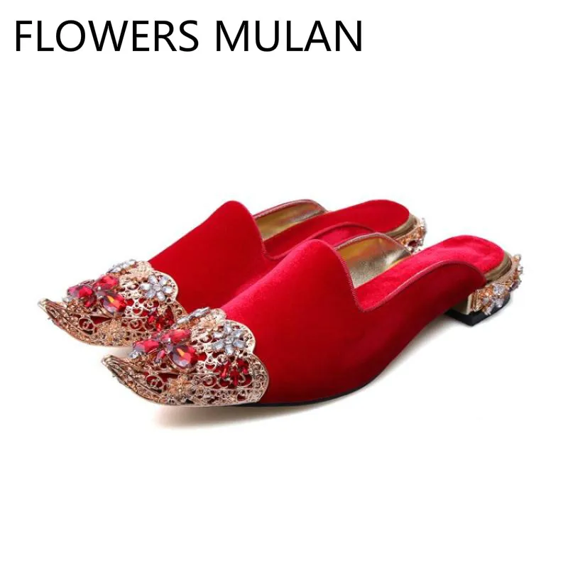 

Luxury Famous Brand Flat Shoes Women Velvet Upper Girl Loafers Gold Metallic Flowers Embellshment Cryatal Toe And Heels Mules