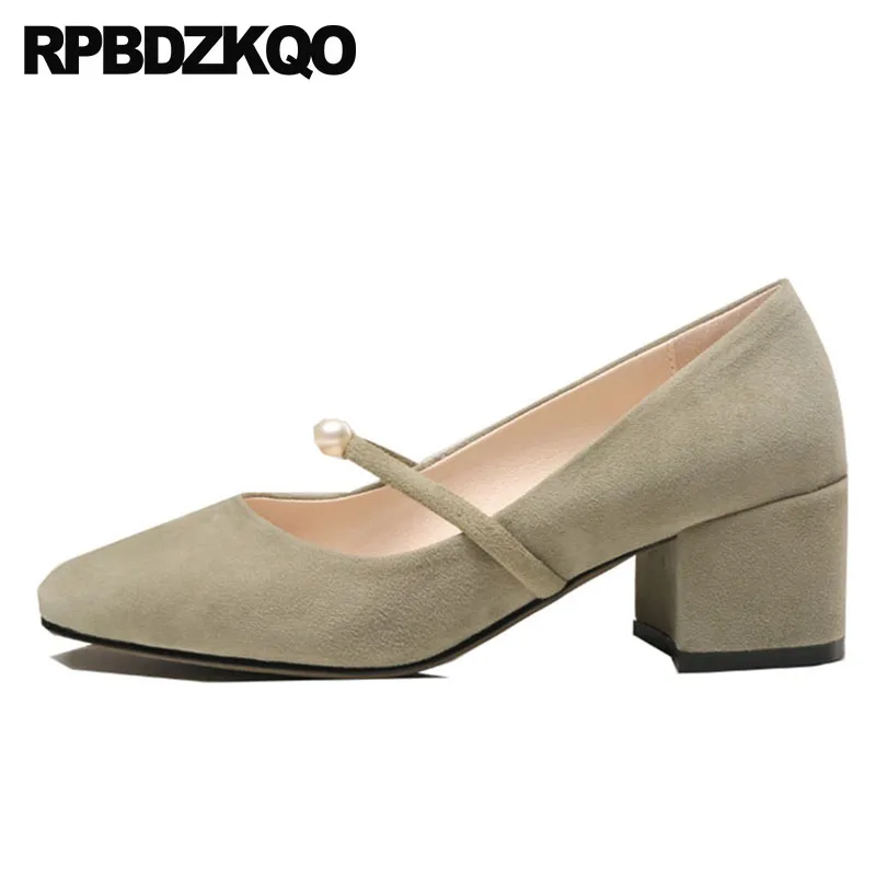 size 4 mary jane shoes