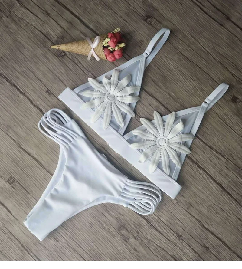 bikini women (1)