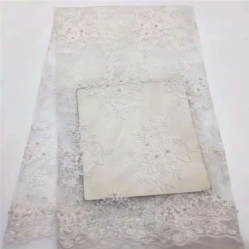 2556832 (4)
