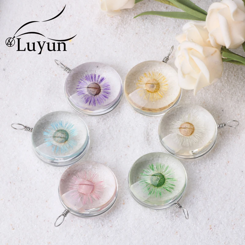 

Luyun The New Necklace 2019 Daisy Dried Flower Pendants Necklace Boho Collar Pendant For Women Free Shipping