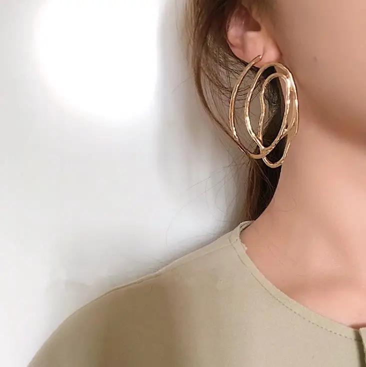 

Free Shipping Exaggeration Personality Metal Geometric Circle Irregular Distortion Big Stud Earrings Fashion Jewelry For Women