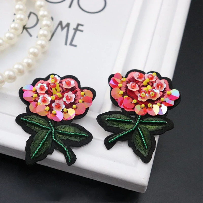 1 Pair 3D Rhinestone Red flower beaded Patches Iron on patch for