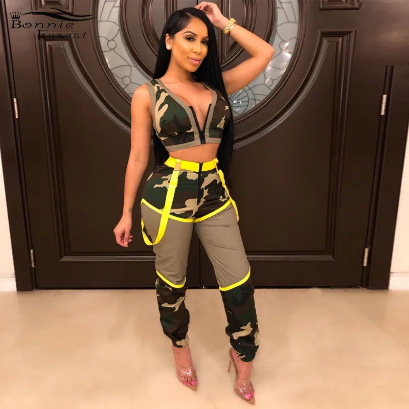 

Bonnie Forest Sexy Zipper Front Camouflage Print Xo Camo Pants Set 2 Piece Fashion Buckle Detail Matching Sets Night Out Outfits