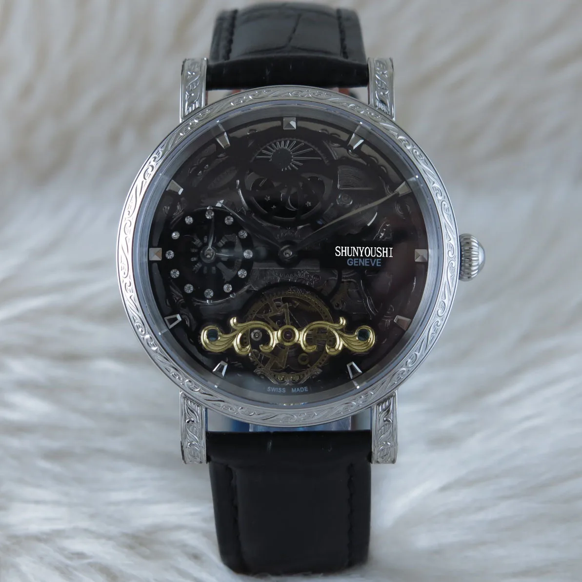 

WG05316 Mens Watches Top Brand Runway Luxury European Design Automatic Mechanical Watch