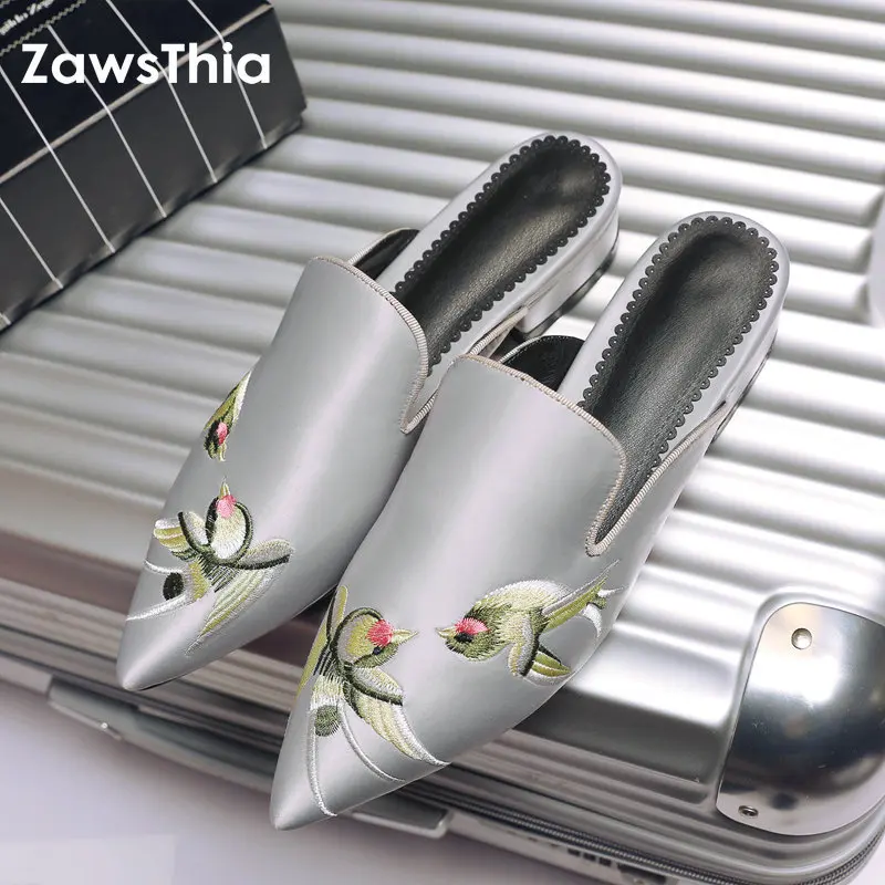online ZawsThia 2019 falso cetim de seda borde pássaro slides casa ao ar livre chinelos calcanhar plana mulher bordado mulheres plus size 44 mulas