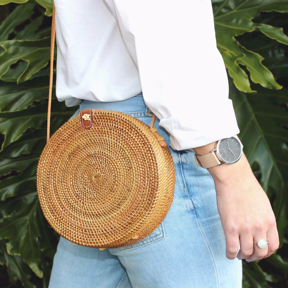 

Summer Bali Hand-Woven Rattan Bag Embroidery Shoulder Crossbody Bags Beach Straw Bag Bohemian Knitting Circular Handbags