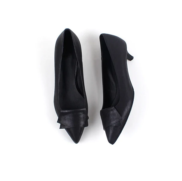 

spring and autumn period and the han edition pointed bow single shoes soft bottom