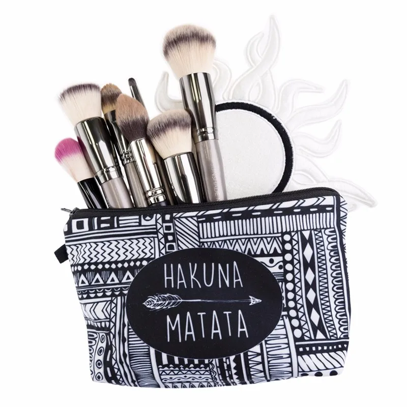 41166 hakuna matata bw round (4)