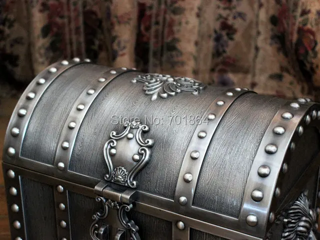 競売 希少パイレーツオブカリビアン 宝箱 小物入れ 重量2kg以上