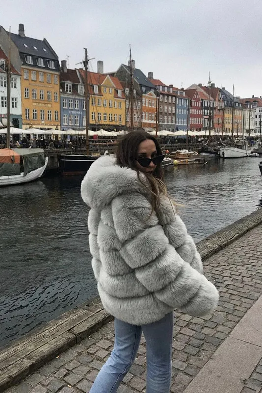 ladies hot sale long sleeve hooded fur warm woman coats cute and American style winter fake fur casual hooded female coat