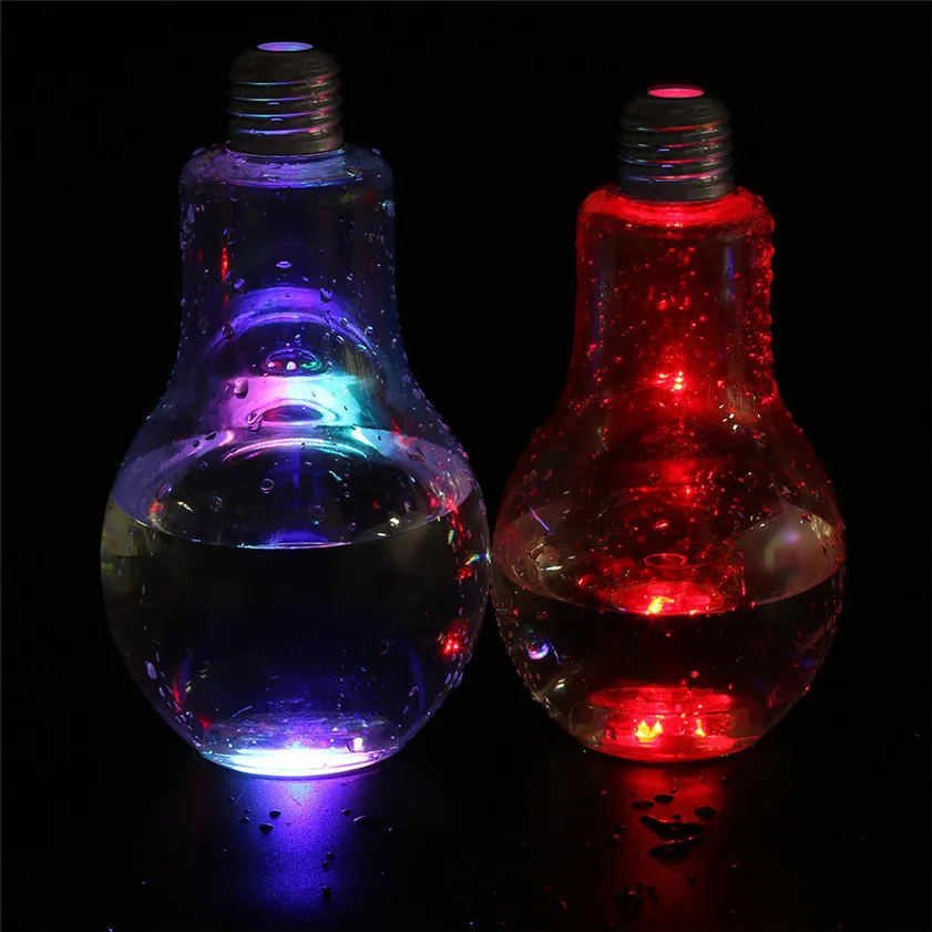 Светящиеся лампы. Бутылка со светодиодами. Светящиеся бутылки. Лампа с водой.