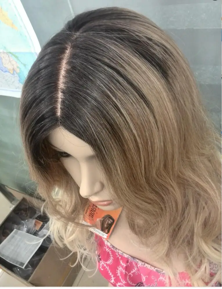

Lady curly Fashion Wig long blonde with dark root TOP quality hair wigs