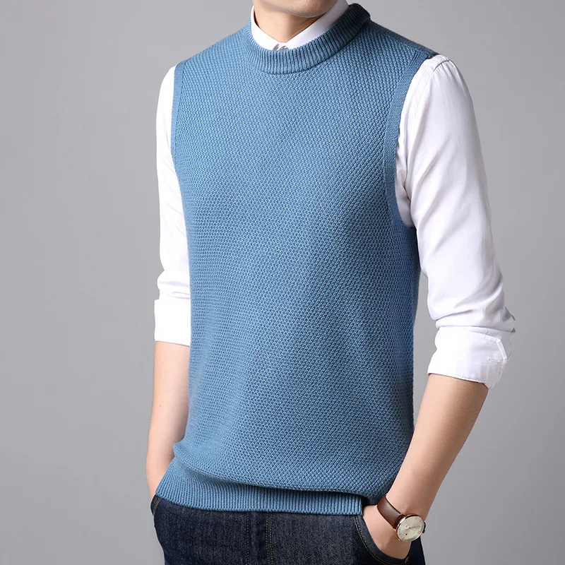 

MRMT 2018 Brand New Autumn Men's Wool Vest Solid Color Round Neck Casual Warm Vest for Male Tops Knitted Vest
