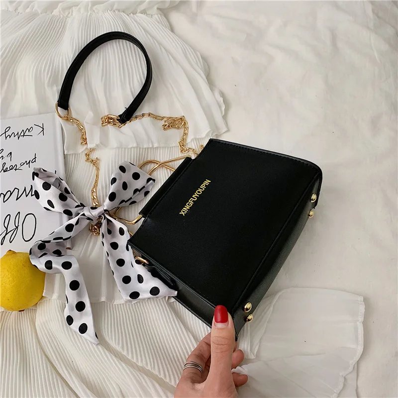 

Female Crossbody Bags For Women 2019 Quality Leather Luxury Handbags Designer Sac Main Ladies Scarves Bow Shoulder Messenger Bag