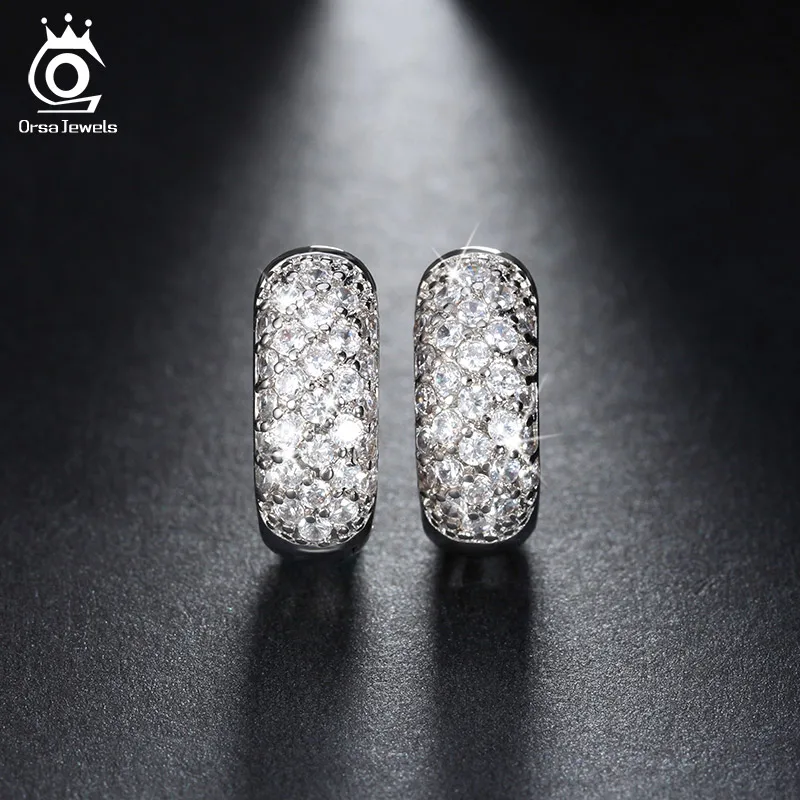 

ORSA JEWELS Luxury Small Circle Austrian Clear CZ Earring for Women Fashion Party Elegant Stud Earrings Jewelry OME22