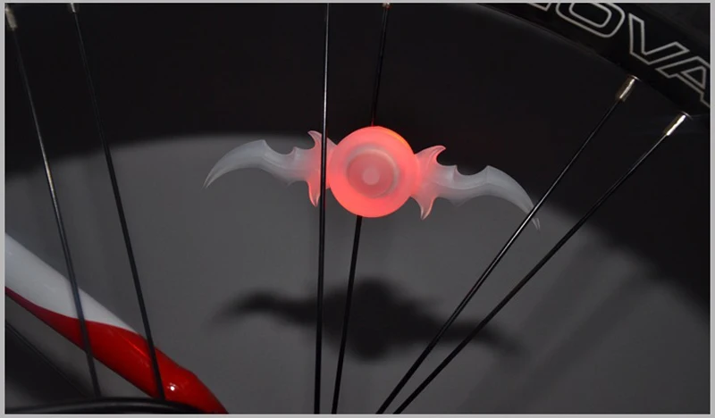 Best New 2019 Bicycle Lights Silicone Bike Spoke Wheel Light Cool Flashlights For Bike With Battery Safe At Night Bicycle Accessories 1