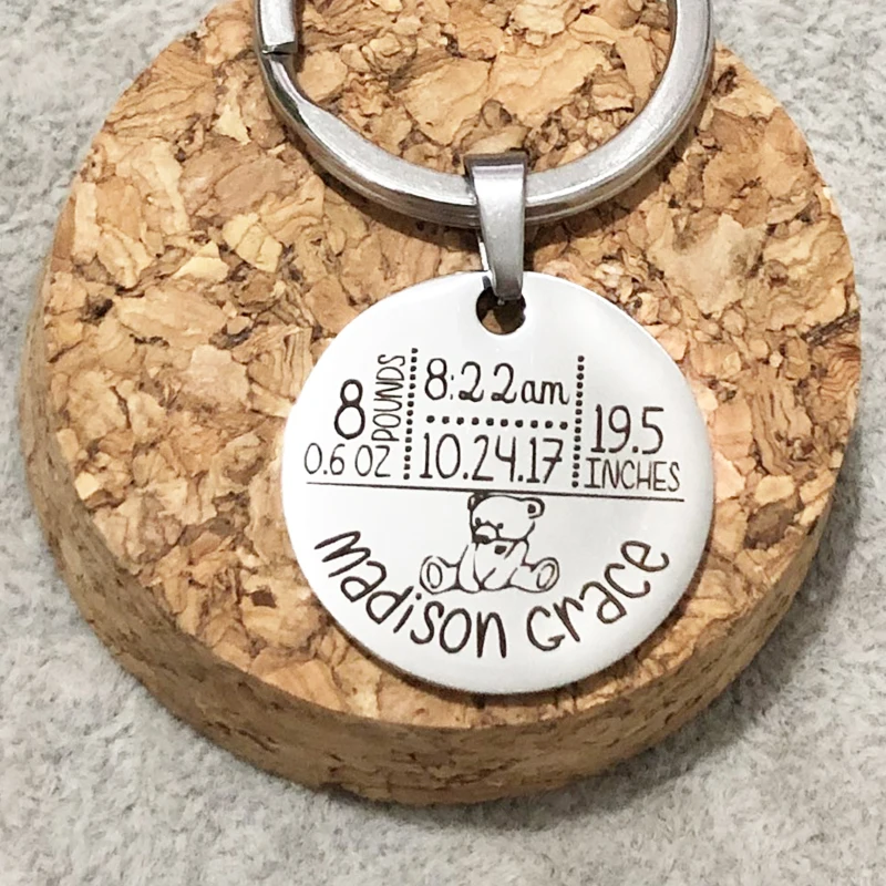 

Custom New Parent Keychain Gift For Mom Dad Personalized Baby Stats Key Rings Engraved Weight Lenght Date Baby Baptism Keychains