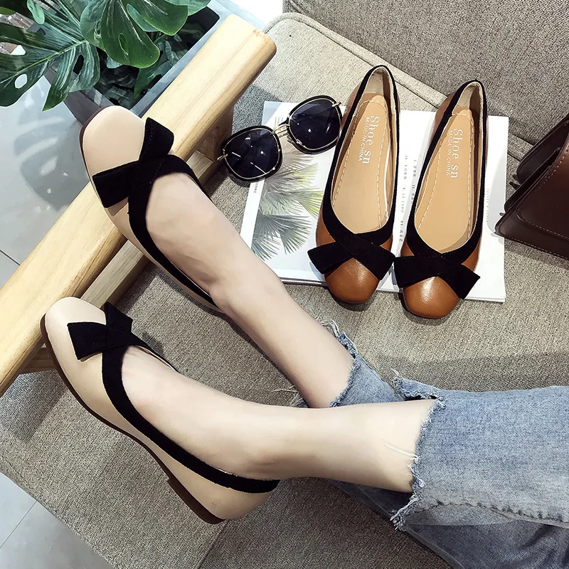 

2018 autumn new fashion simple color matching casual shoes women retro style bow soft and comfortable wild flat shoes.
